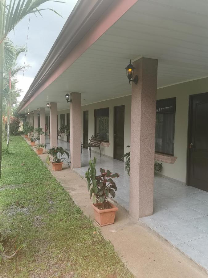 Hotel Vale'S Chiles  Exterior photo
