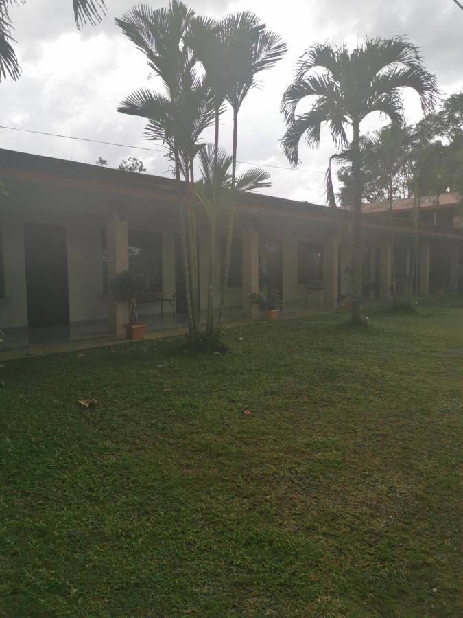 Hotel Vale'S Chiles  Exterior photo